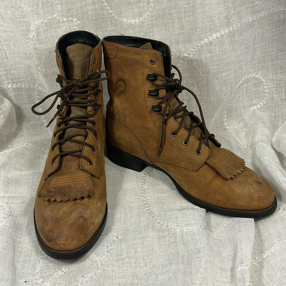 Ariat leather lace up ankle heritage boots